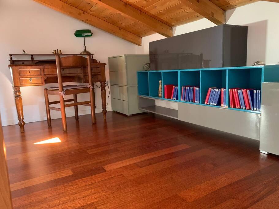 Appartamento Andrew'S House Con Parcheggio Privato อันโซลา เดล เอมิเลีย ภายนอก รูปภาพ